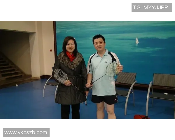 西安羽毛球队与杭州羽毛球队赛后战术分析与复盘探讨